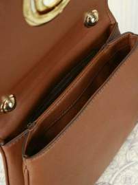 Picture of Gucci Handbags _SKUfw224596975fw